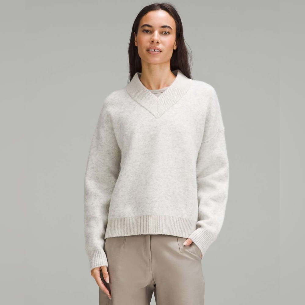Lululemon Women's Alpaca Wool-Blend V-Neck Sweater